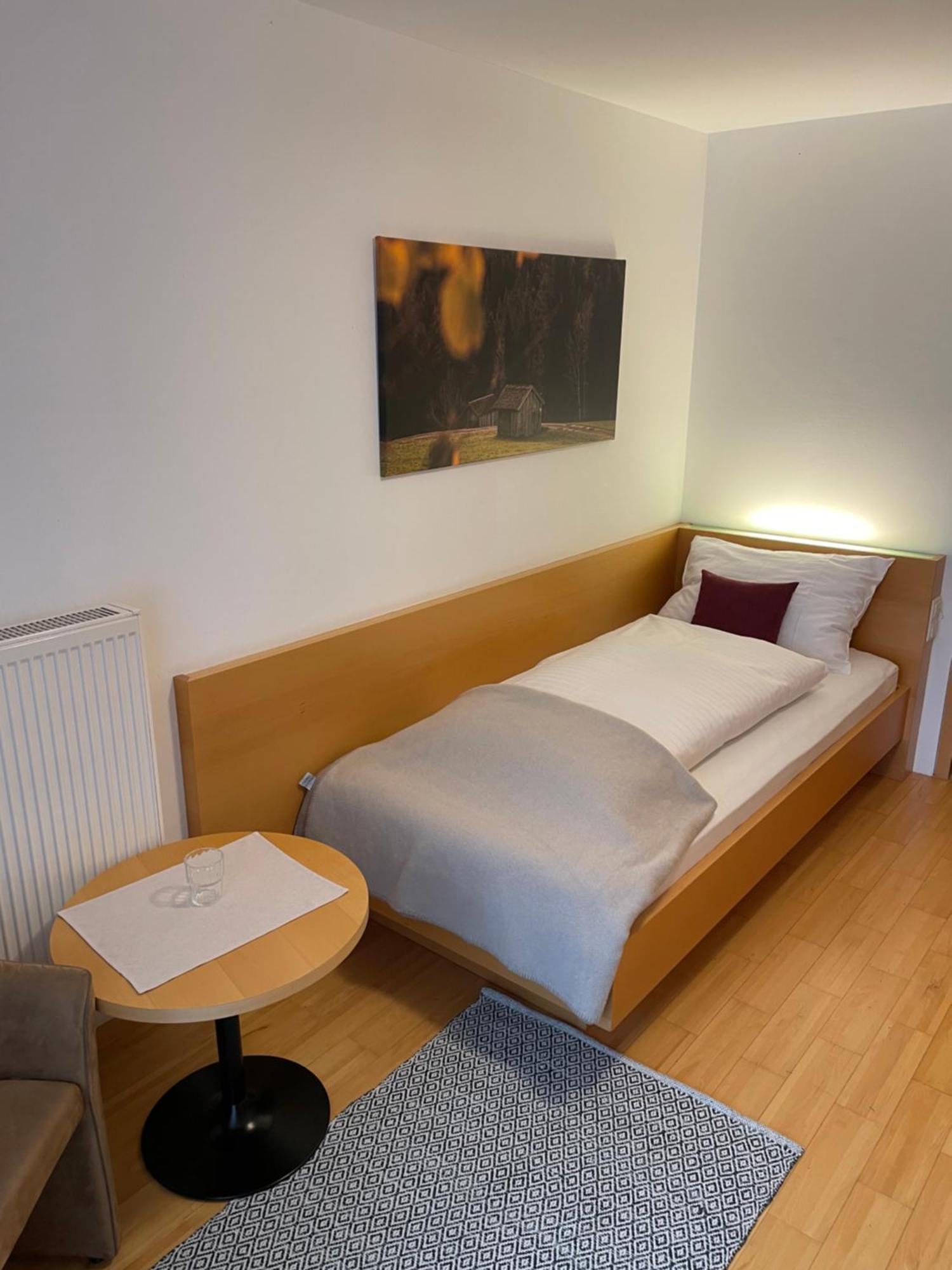 Hotel Loewen Lingenau Buitenkant foto