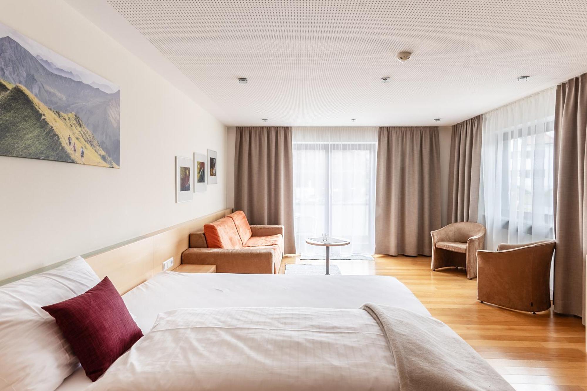 Hotel Loewen Lingenau Buitenkant foto