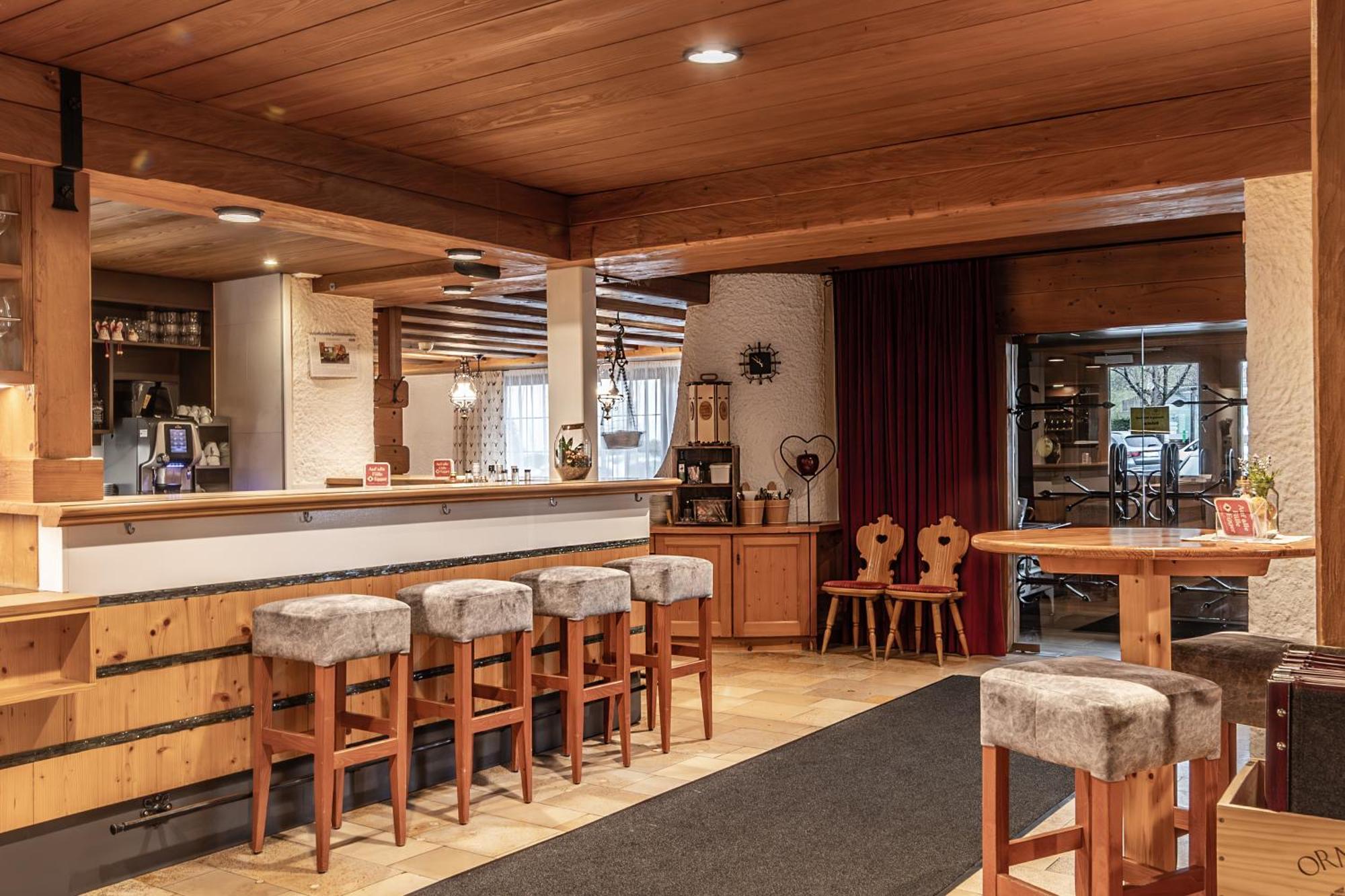 Hotel Loewen Lingenau Buitenkant foto